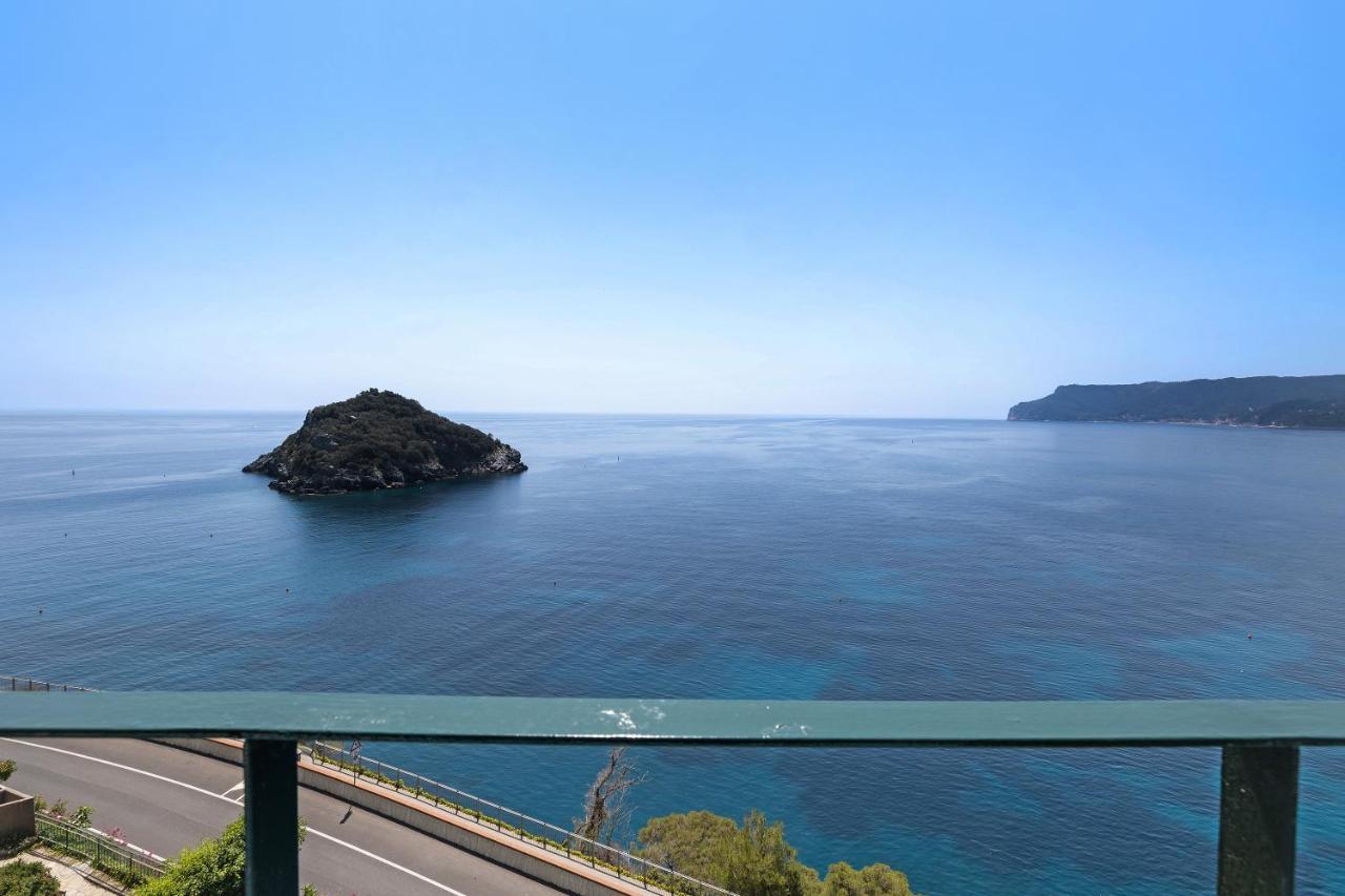 Appartamento Stupenda Vista Mare Bergeggi Kültér fotó